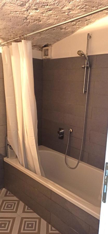 Casa Nella Pietra Viva Apartment บารี ภายนอก รูปภาพ